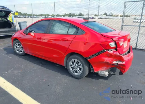 2019 Chevrolet Cruze Ls z USA, uszkodzony, nr VIN 1G1BC5SM8K7130656
